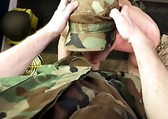 Military hunk Brandon Evans gives deep throat to hairy man Damien King