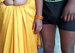 Desi Village Bhabhi Have Sex And Enjoy