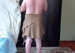 Ladyboy explores pleasure and knowledge in a solo show