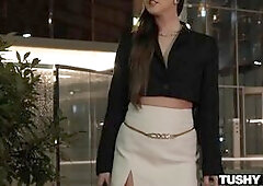 TUSHYRAW Bubble-Butt Baddie Amirah Adara Gets Her Ass Pounded All Night