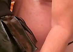 Crossdresser anal play