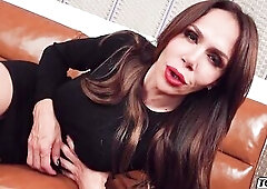 GROOBY CLUB - AGED SOFIA SANDERS IS PRETTY AND EXCITED