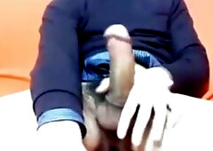 Italian Str8 Guy with Big Cock cums on cam 1183