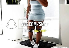 Thick PAWG that is out of work ready to bang for a job