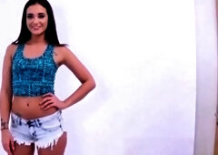 Gorgeous brunette model accidentally gets penetrated during her audition