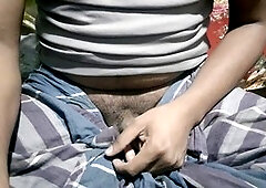 Homemade tutorial on how to masterbate like a pro