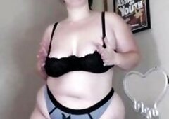 Obese hawt big beautiful woman degrades u whilst showing off her large breasts, giant butt, and consummate vagina. This babe gives u stroking instruct