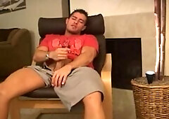 Cody Cummings: Horny Italian Hunk