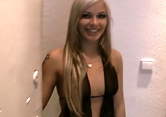 Blonde takes it in stride