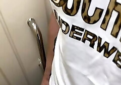 Gave a guy a blowjob on a toilet train