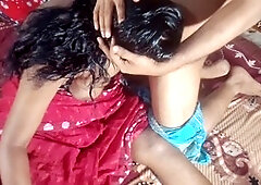 Mature Desi aunt fucks my room with a firm pipe while I enjoy hardcore fucking