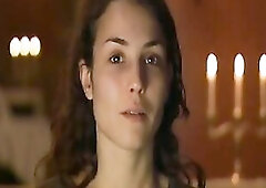 Daisy Diamond belt-on scene