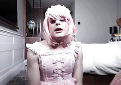 sometimes I notice when a guy has a cute bubble ass and I guess to myself, I wager this guy would look outstanding feminized and taking my dick inside