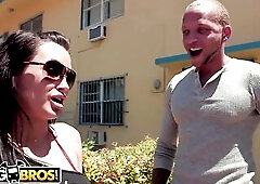 BANGBROS - Lisa Ann Is The Answer, Fuck Bus Is The Question