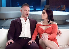 Cody & Vanessa Arizona fucks Isaiah Maxwell