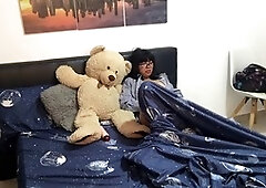 My girlfriend sends me a video of her teasing her pussy with her fingers