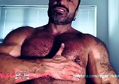 Why I'm the dominant king of all alpha muscle daddies - worship my huge muscles and big pecs!