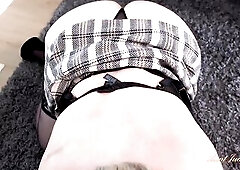 Your Breasty big beautiful woman Step-Aunt Star SUCKS YOUR WEENIE & lets u CUM in her THROAT (Virtual POV). A little smack of our noted "Olde