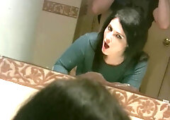 En el lavabo con la cachonda madurita española Montse Swinger