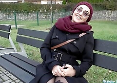 Public Agent Afghan cutie pays to screw a large ramrod