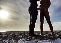 Jocks Masturbate off & Shoot Geysers at Bare Beach in Public while Ppl Walk past and See