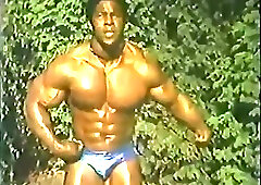Bertil Fox and Another Bodybuilder Flexing and Posing