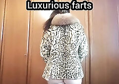 Super lengthy compilation of superlatively good scenes from newest fart fetish clips from XO Bunny