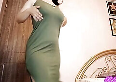 Farts island twerk in suit