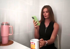 Miss Driada - Tantaly Helps with Training - Blondie