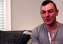 Fresh Dude to Pornography Explains what he Expects for his very first Time Boinking a Dude