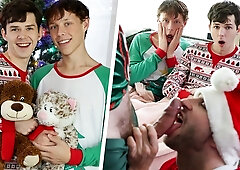 Danny Shine, Tristan Jaxx And Dakota Lovell - Dakota And Danny Stay On The Couch On Christmas Eve Expecting To See Santa &their Gifts Tonight