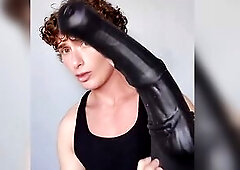 FtM Squirts on Massive Sex-toy