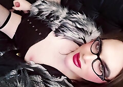 Princess Bunnie: Getting Off In Lingerie And Heels