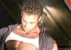 Muscular hunk gets a steamy blowjob from another ripped dude