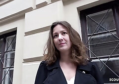 College 18-years-old Alessandra Get Nail At Casting