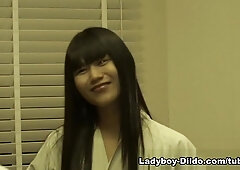 Ladyboy-Dildo Video: Naam - Helpless Anus