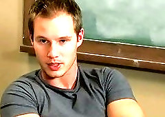 Twinks hot kissing & buggery