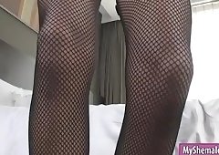 Thai tranny Meen jerks off and anal toys