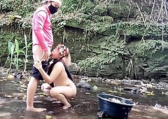 Random Stranger Fucks My Pussy On Public River