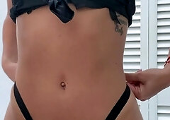 Busty MILF cam babe in lingerie pussy masturbation