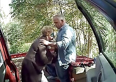 older sub debra serve Master