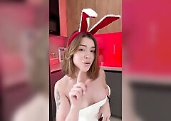 Do u like fake bazookas or real breasts?