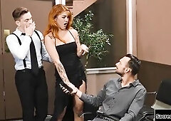 Security guard barebacks TS Daisy Taylor