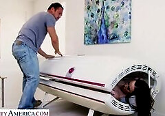 When Kendra gets stuck in her self-tanning machine, she calls her husband for help. As usual, he's too busy with work to help her so she calls hi