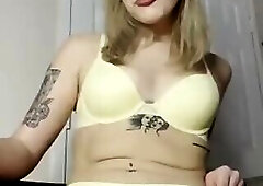 Moxie talking with you until she cum