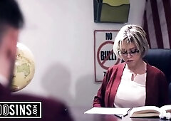 Concupiscent Teacher Sinks To Her Knees For Four Hard Cocks - Dee Williams