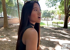 Mays Mouth Gets Loaded - BJRaw