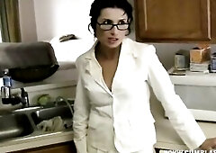 Hawt Doctor Cum Extraction