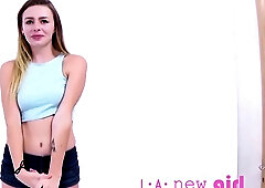 Teen 18+ Model Fucked By Agent Casting Audition