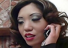 Glatzkopf fickt die asiatin fuer ein essen umsonst